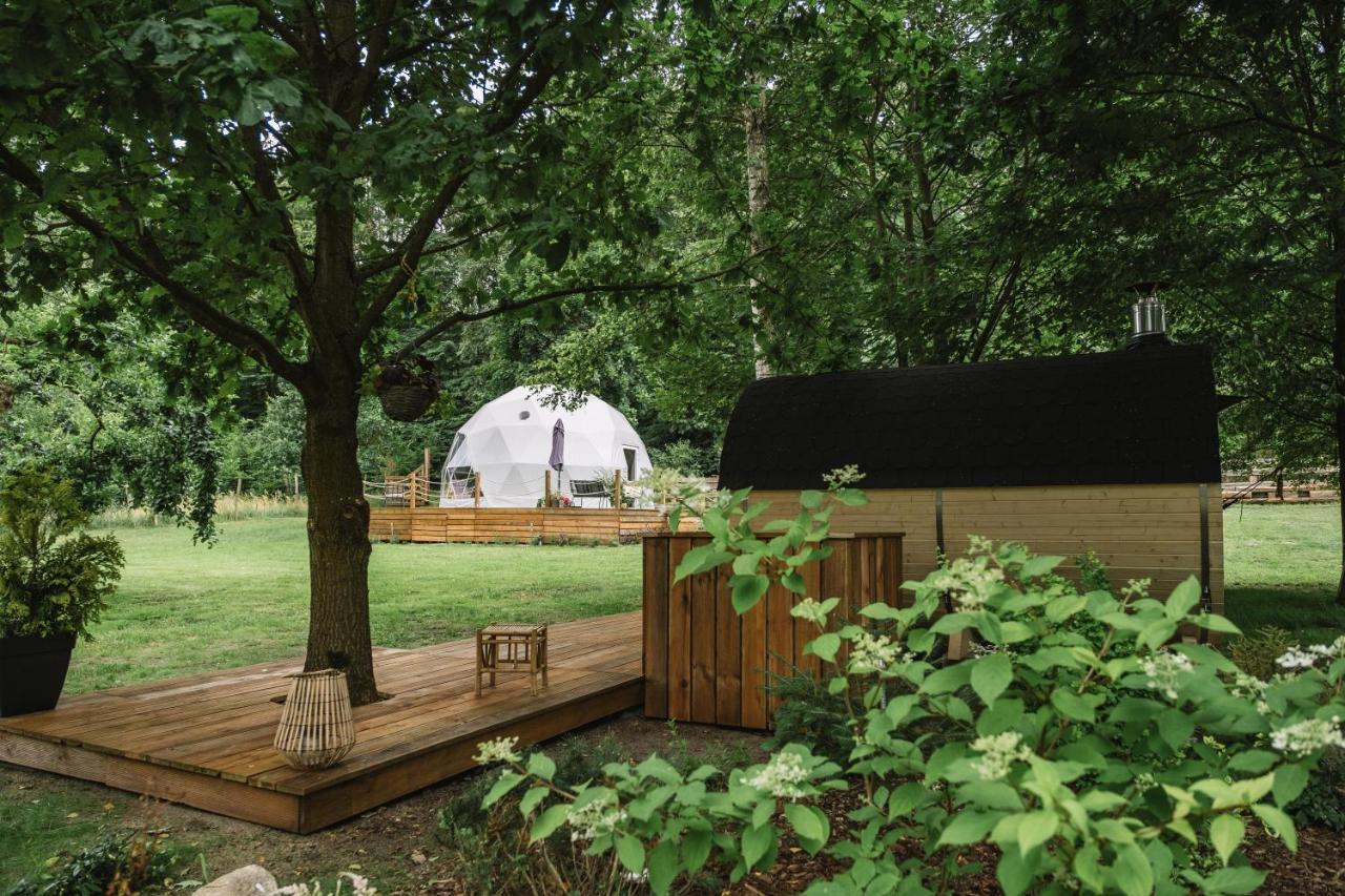 Glampingsantoczno Villa Luaran gambar