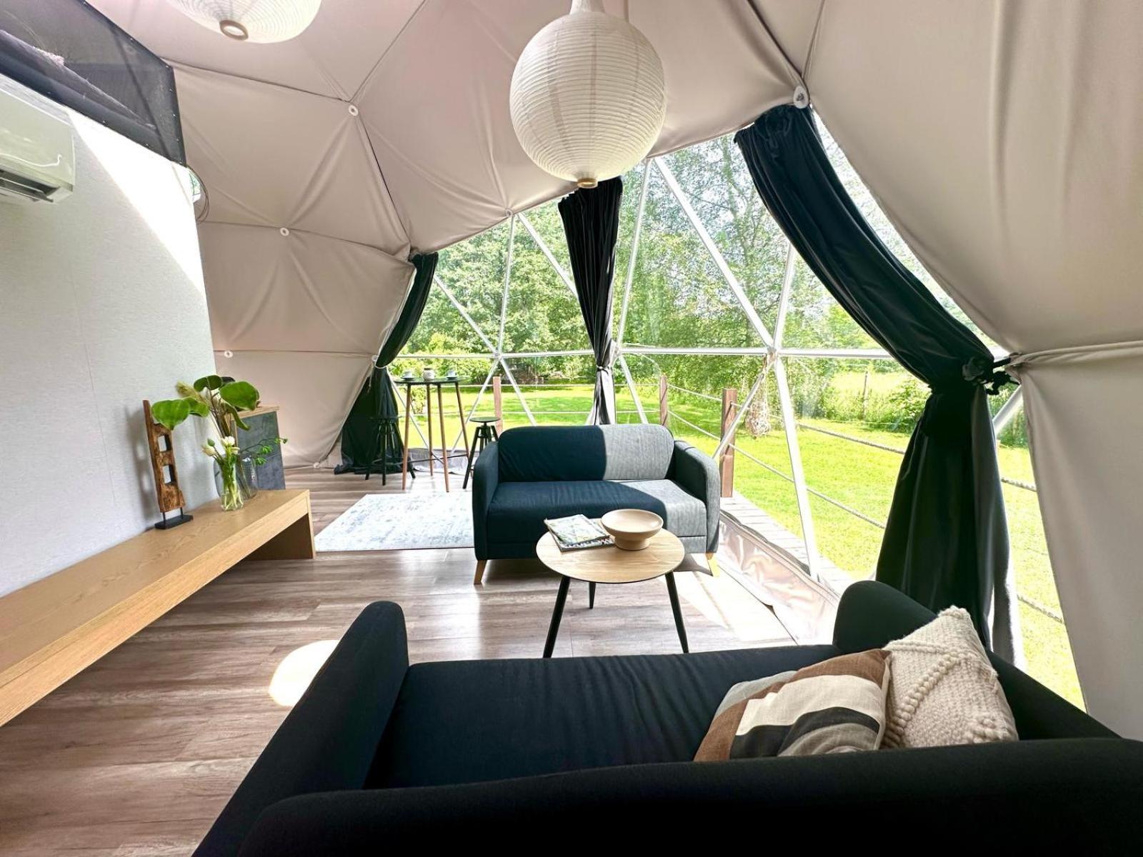 Glampingsantoczno Villa Luaran gambar
